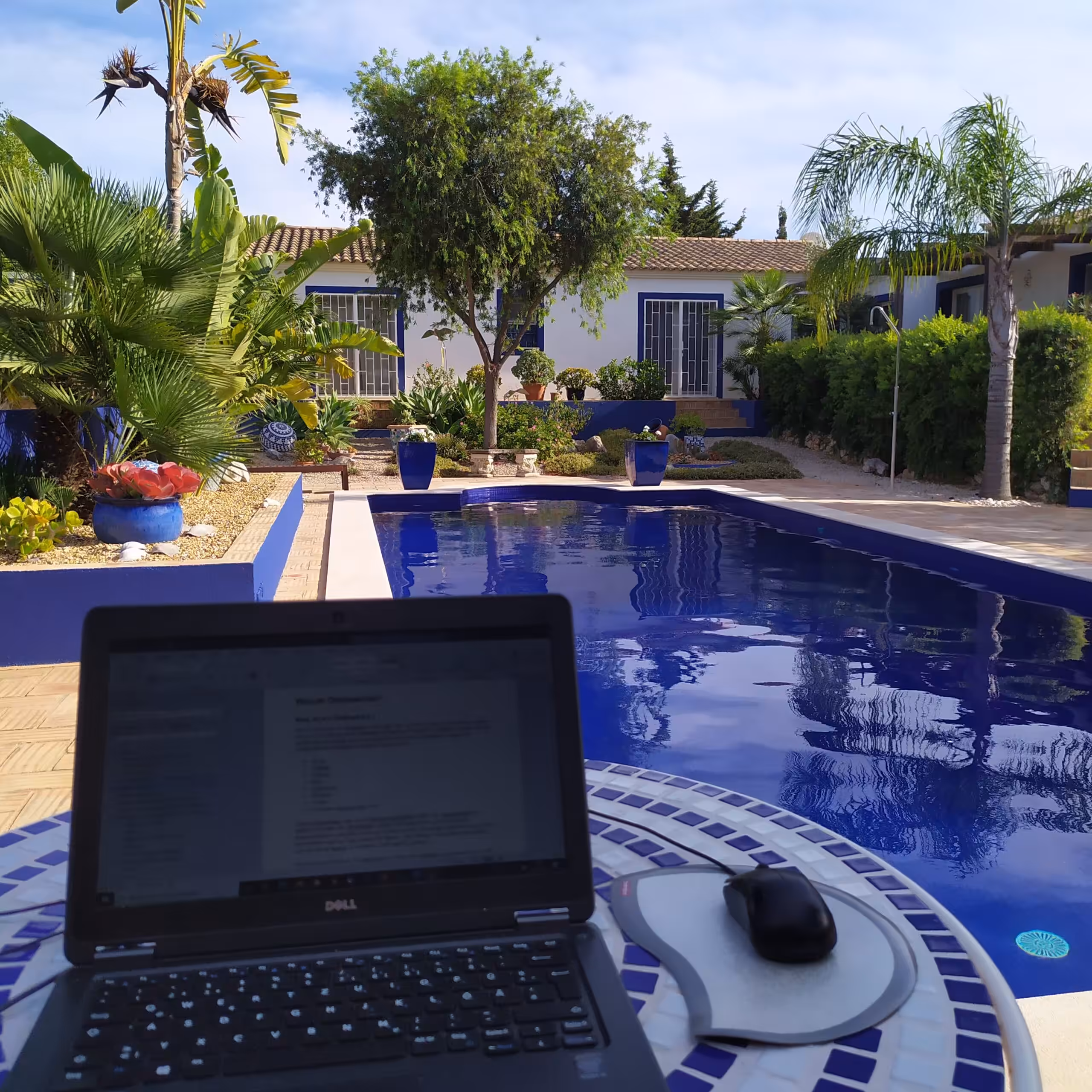 Die Vorzüge eines ortsunabhängigen Online-Kurs Business